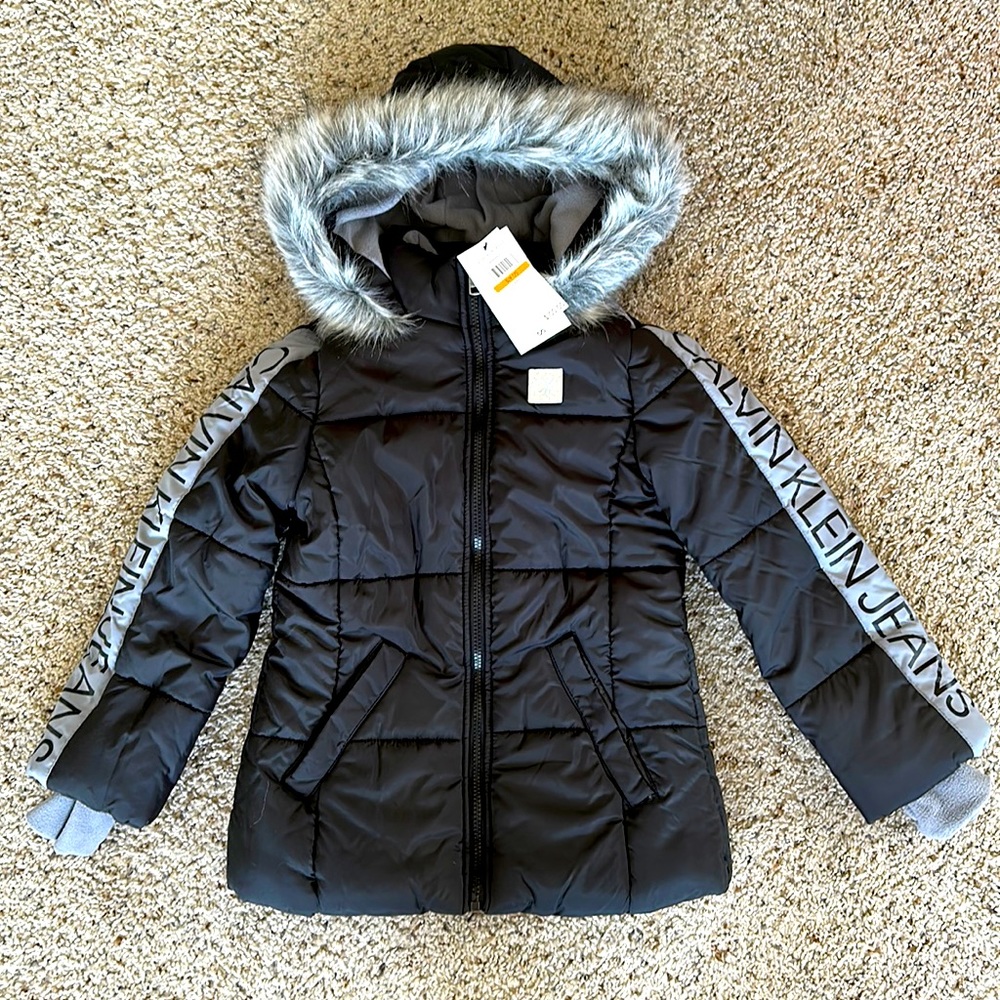 Brand New Girls Calvin Klein Winter Jacket Size S (7)